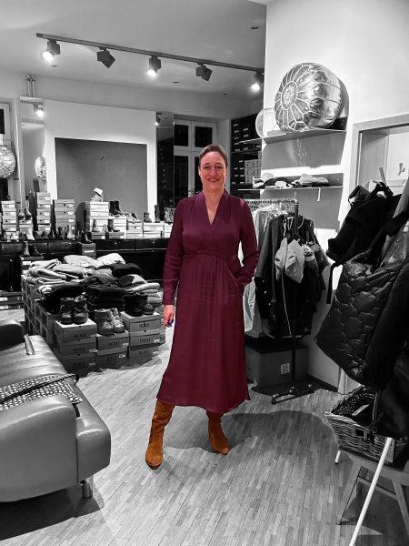 Coster Copenhagen, Dress with v-neck and gatherings, bordeaux